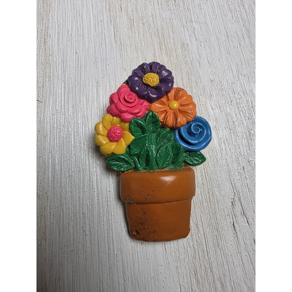 Vintage Terra Cotta Pot With Flowers Brooch Holiday/Spring/Summer Pin